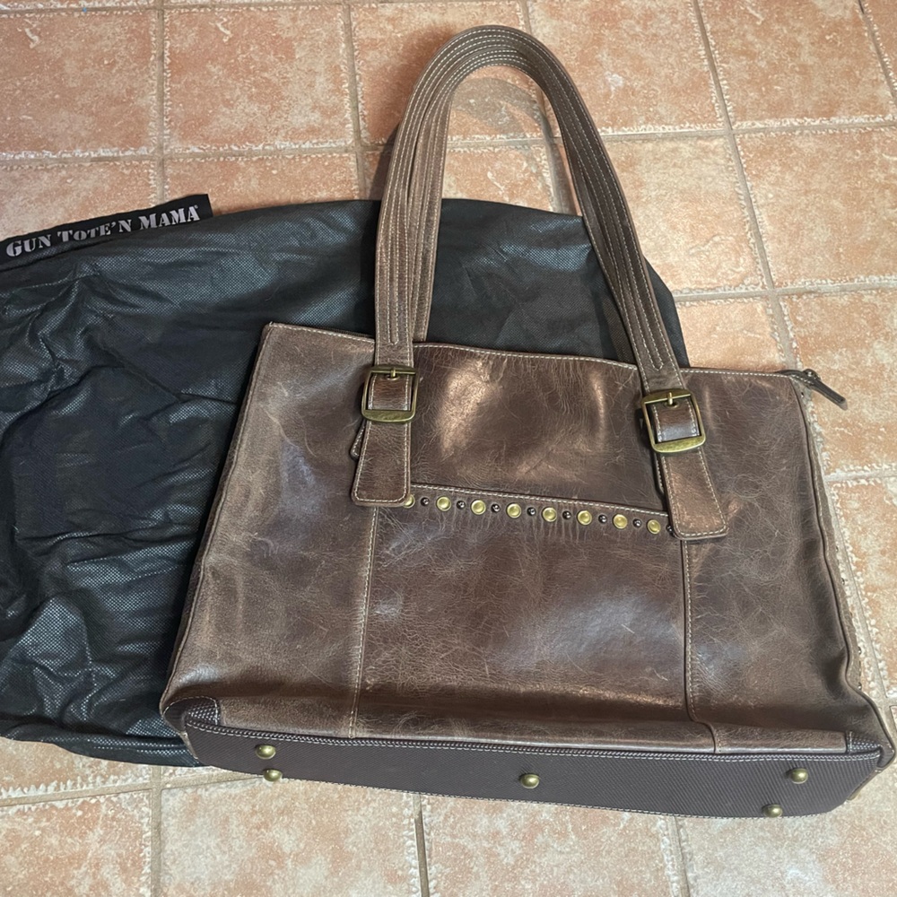 Gun Tote'n Mama Brown conceal carry Leather Tote Bag
